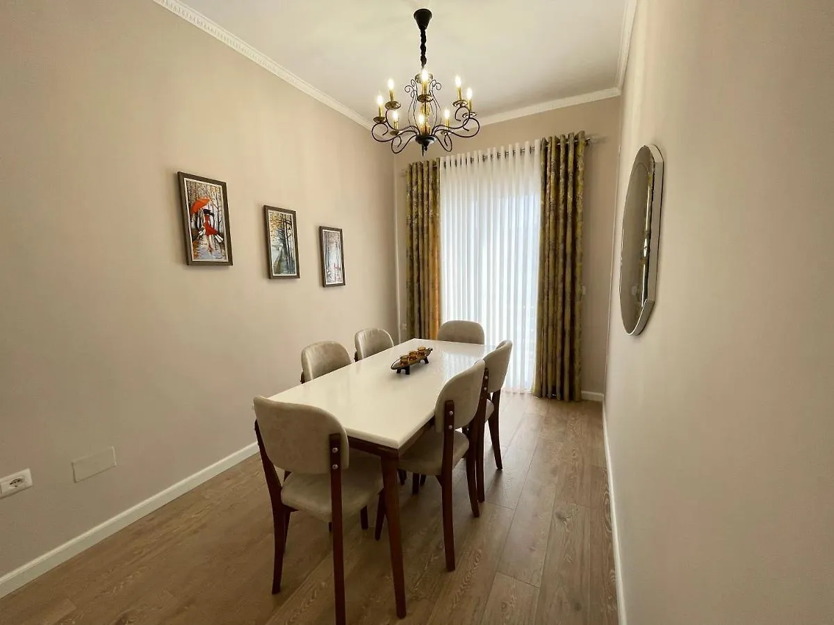 Joni & Joy Center Apartment Berat